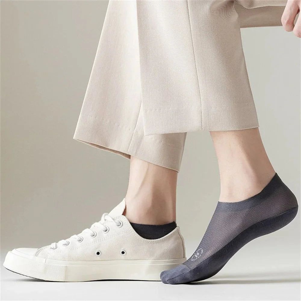 𝐂𝐇𝐀𝐔𝐒𝐒𝐄𝐓𝐓𝐄𝐒  𝐈𝐍𝐕𝐈𝐒𝐈𝐁𝐋𝐄𝐒  𝐀𝐍𝐓𝐈-𝐃𝐄𝐑𝐀𝐏𝐀𝐍𝐓𝐄𝐒